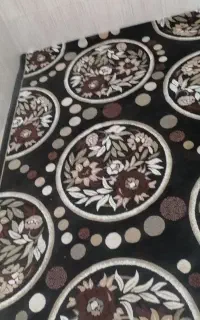 فرش یکونیم در دو
