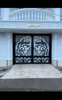 دروازه (اهن) مدرن