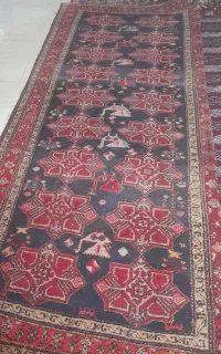 فرش دستبافت دو.دریک مترشایدبزرگ باشه