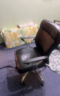 صندلی چرخدار بزرگ