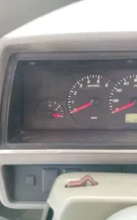 وانت مزدا 2000
