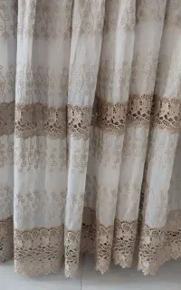 پرده حریر و گیپور کاملا سالم و زیبا