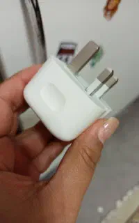 شارژر 20 وات و محافظ شارژر اصلی ایفون
