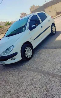 ۲۰۶ تی تری