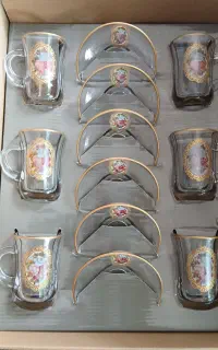 فنجان نعلبکی سلطنتی