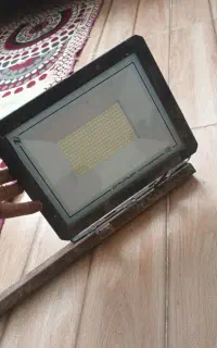 پروژکتور ۵۰ وات