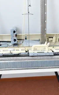ماشین بافندگی