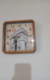ساعت دیواری درحدنو