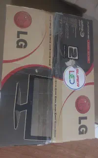 مانیتور 19 اینچ LG  کم کار LED