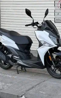 sym j200