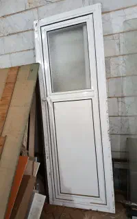 درب الومینیومی