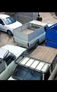 کارگر نیسان وانت خاور ایسوزو