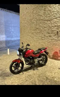 پالس باجاج ۲۰۰