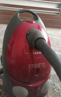 یک عدد جارو برقی کاملا سالم