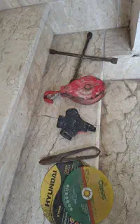ابزار ساختمانی