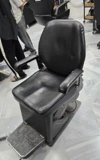 صندلی آرایشگاهی برقی