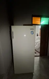 یخچال آزمایش