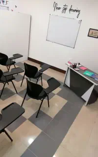 کلاس انگلیسی VIP نوجوانان و جوانان