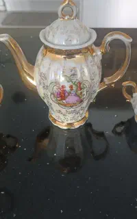 سرویس سه تیکه ژاپنی قدیمی+ لیوان طلایی کلکسیونی