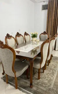 میز غذاخوری ۸نفره نو مناسب جهیزیه