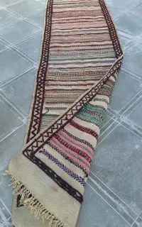 گلیم دستبافت قدیمی سه متری مناسب فضاهای سنتی