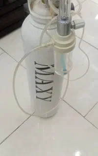 کپسول اکسیژن .