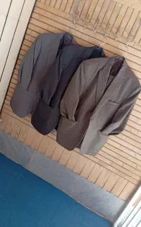 ۳ تا کت و شلوار و ۲ تا کت سایز ۵2