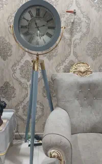 ساعت ایستاده و دیواری