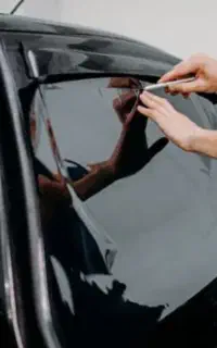 نصب ویژه شیشه دودی