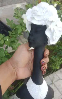 مجسمه دختر آفریقایی