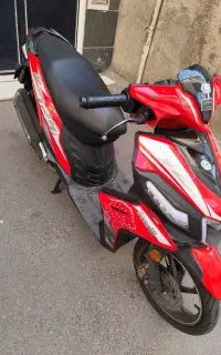 بنلی vz125 اسکوتری