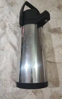فلاسک دو و نیم لیتری نو
