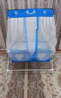 گهواره آبی رنگ
