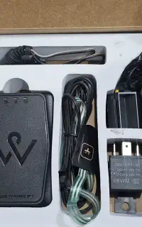 جی پی اس و ردیاب ماشین وایزر، مدل f150
