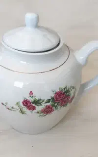 قوری گلسرخی
