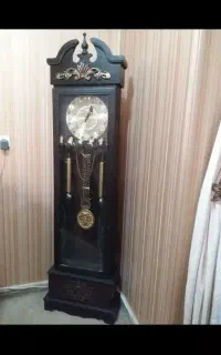 ساعت ایستاده