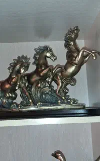 مجسمه گو و اسب