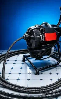 لوله باز کنی تخلیه چاه سراسر قم 24ساعته 100٪تضمینی