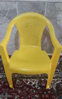 صندلی پلاستیکی دسته دار