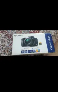 دوربین فیلم برداری و عکاسی sonyH50