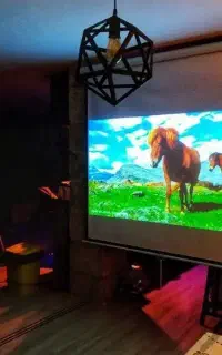 ویدیوپروژکتور full hd/ دارای اسپیکر داخلی