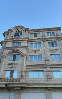 استخدام یک نیروی اداری و دفتر، و یک نیروی حسابداری