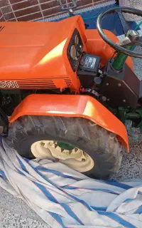 تراکتور گلدونی