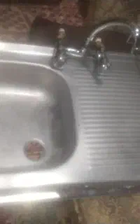 سینک یه لگن همراه باشیرآب وجاظروف