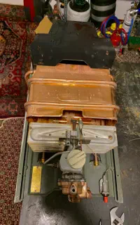 آبگرمکن بوتان با مبدل  کاملا نو