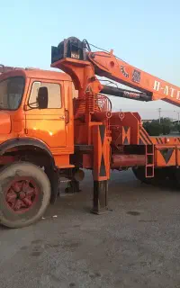 جرثقیل ۱۰ تن