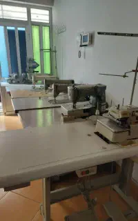 تعدادی چرخ صنعتی / 3 نخ / پسدوز / قیچی برش