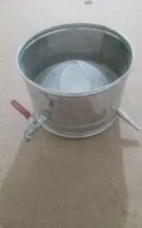 عرق و گلاب گیری