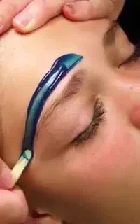 اصلاح صورت (بند و وکس پاکسازی) با قیمت استثنائی