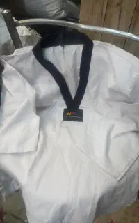 لباس  و کفش ورزشی